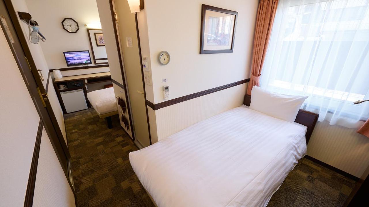 Toyoko Inn Tokyo Akigawa-Eki Kita-Guchi Akiruno Extérieur photo
