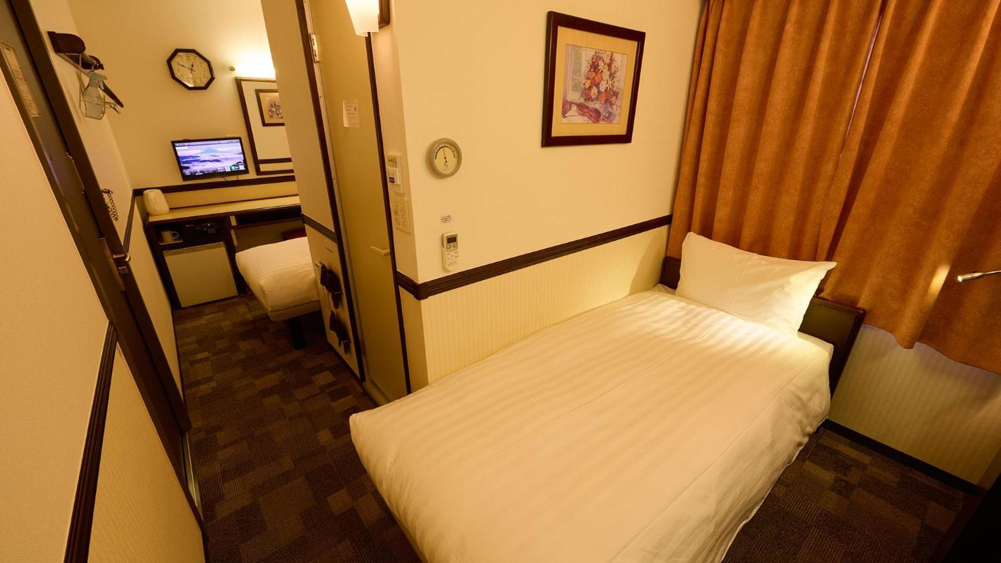 Toyoko Inn Tokyo Akigawa-Eki Kita-Guchi Akiruno Chambre photo