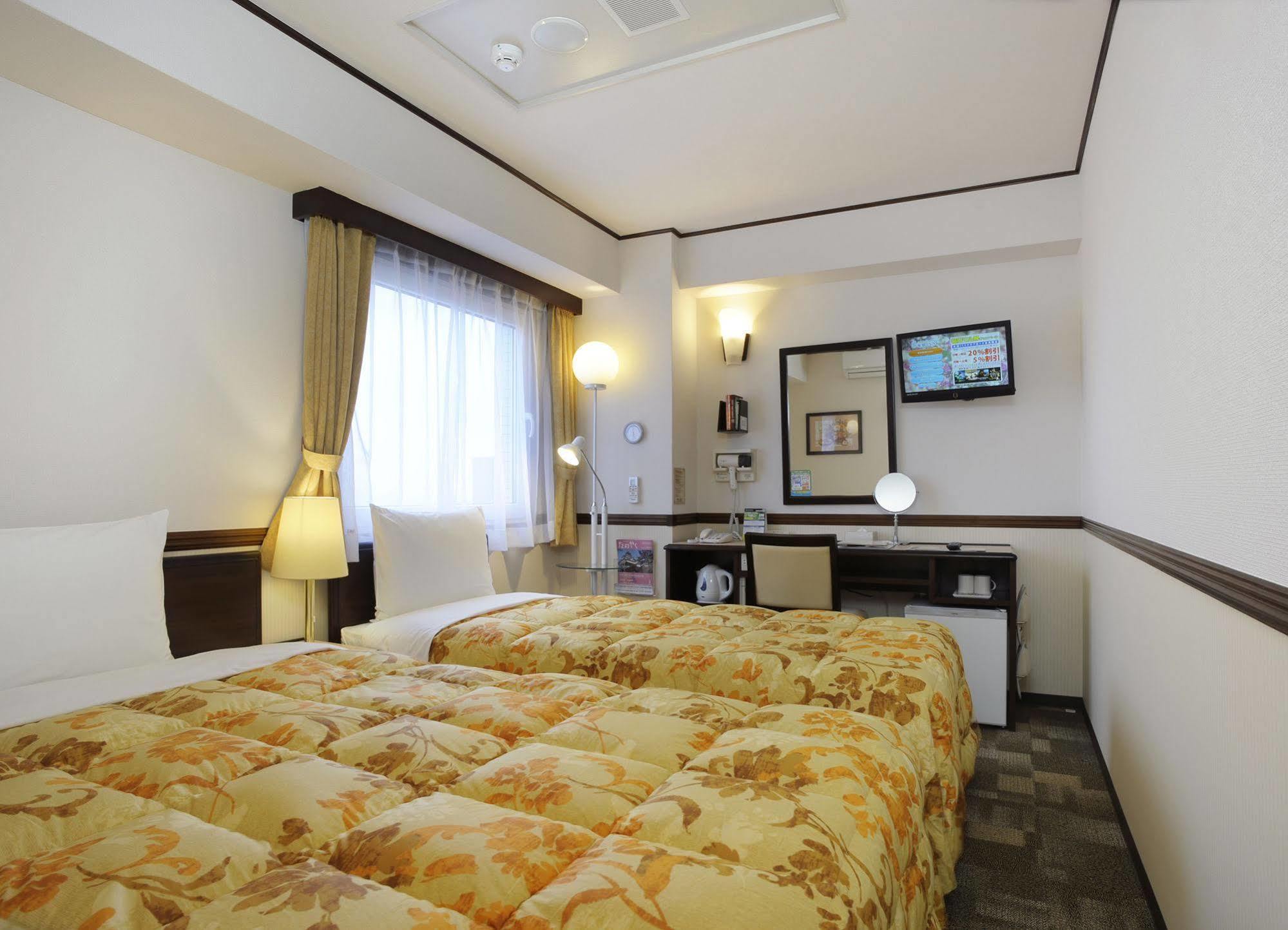 Toyoko Inn Tokyo Akigawa-Eki Kita-Guchi Akiruno Extérieur photo